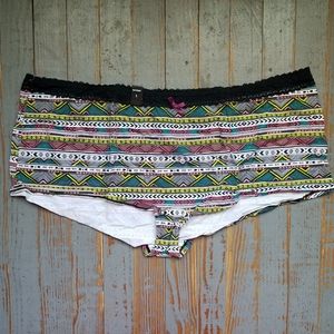 Torrid 5 Boyshort Graphic Lace Waist Underwear